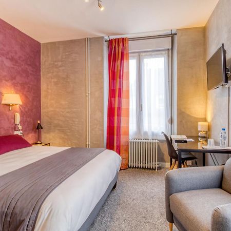 Brit Hotel Le Cygne Saint-Hilaire-du-Harcouet Ngoại thất bức ảnh