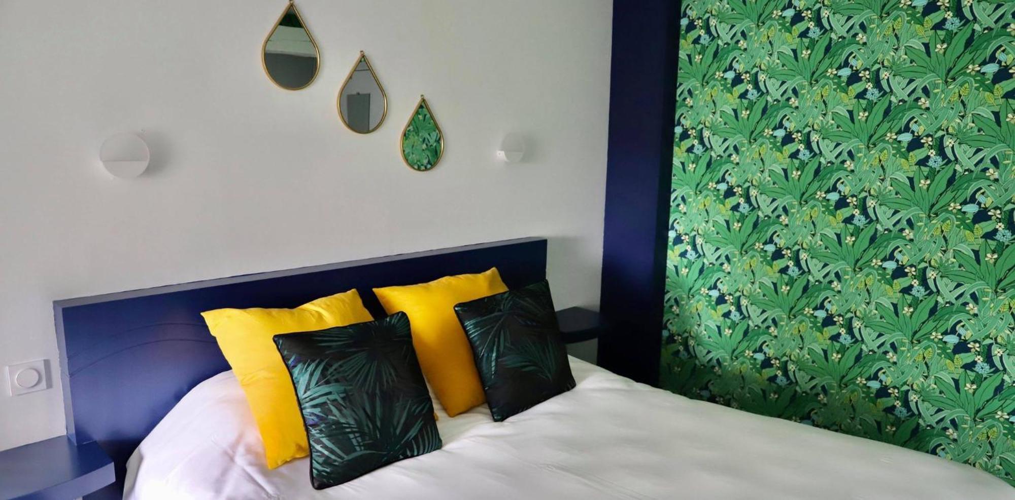 Brit Hotel Le Cygne Saint-Hilaire-du-Harcouet Ngoại thất bức ảnh