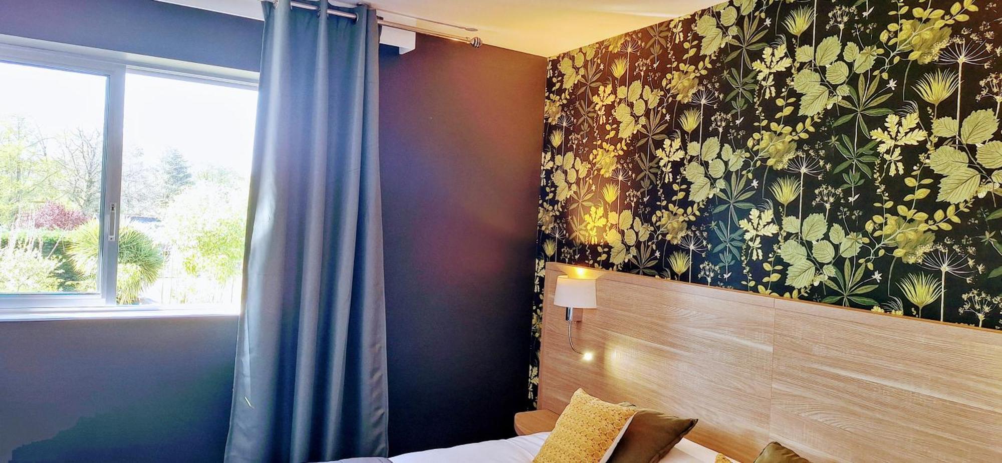 Brit Hotel Le Cygne Saint-Hilaire-du-Harcouet Ngoại thất bức ảnh